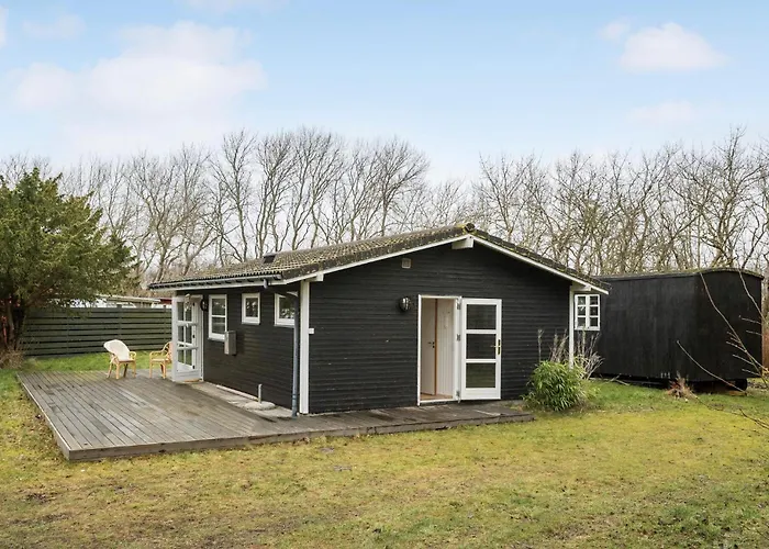 3 Bedroom Gorgeous In Holiday home